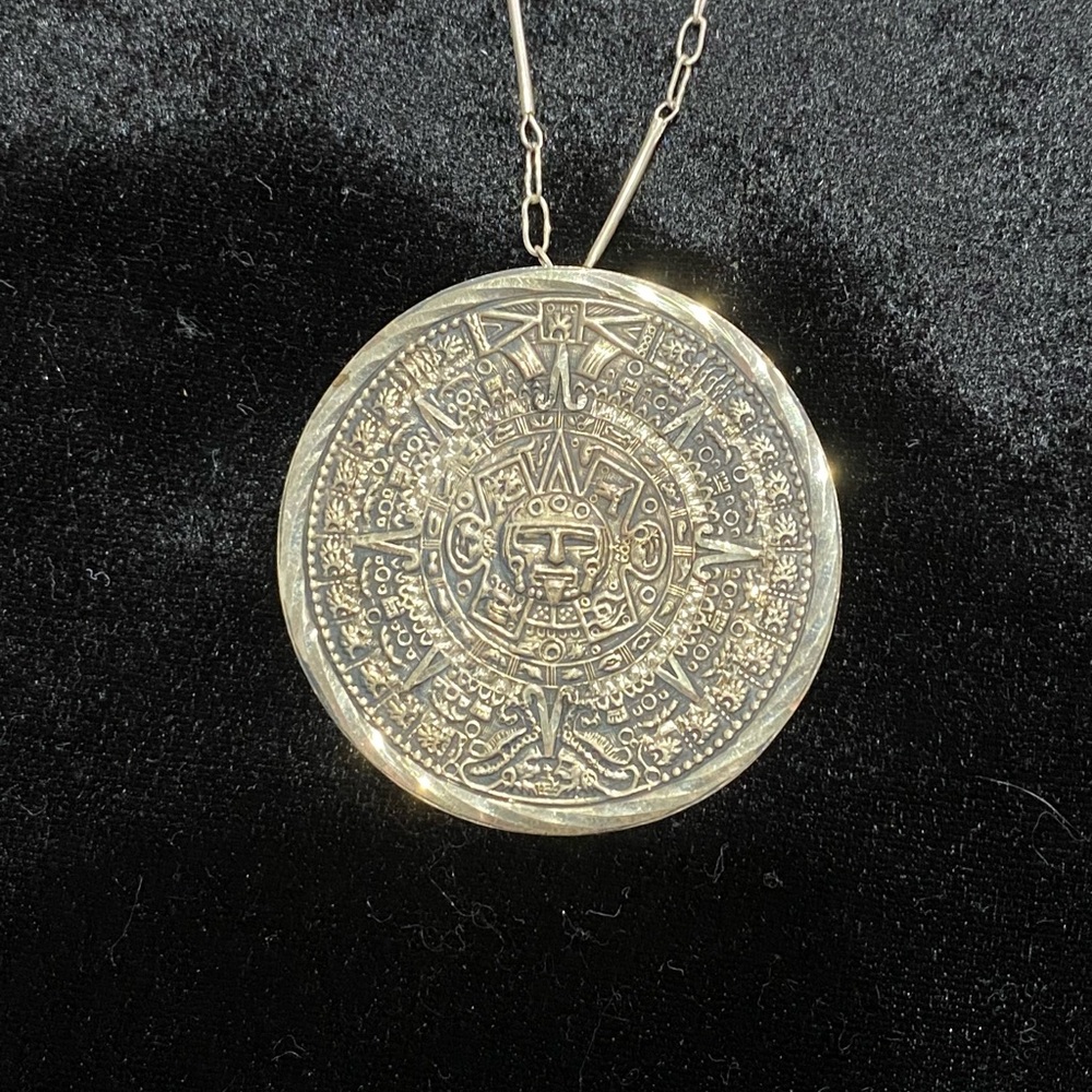Vintage Sterling Silver Ancient Sun Calendar Pendant Necklace